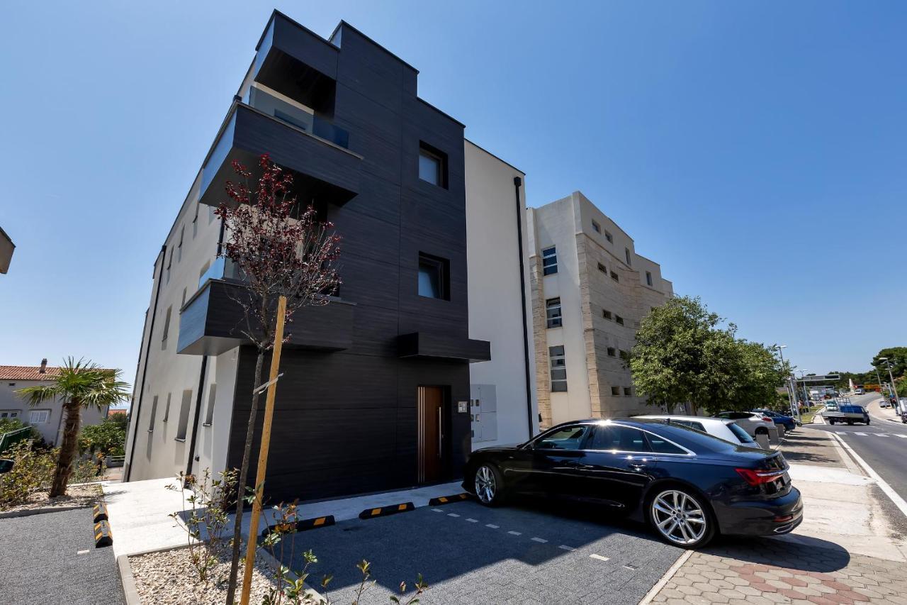 Lux Apartment Dolce Vita - Private Hottub マカルスカ エクステリア 写真