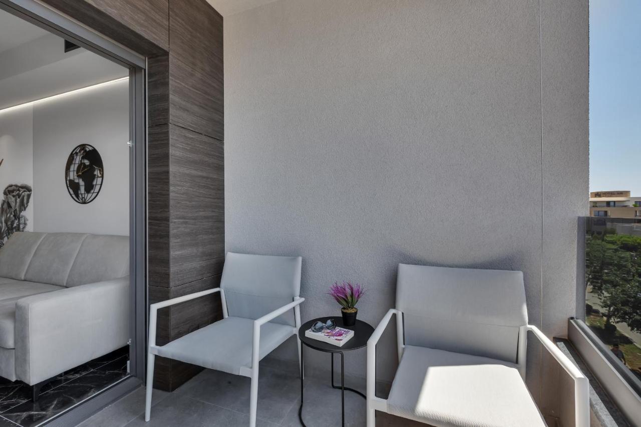 Lux Apartment Dolce Vita - Private Hottub マカルスカ エクステリア 写真