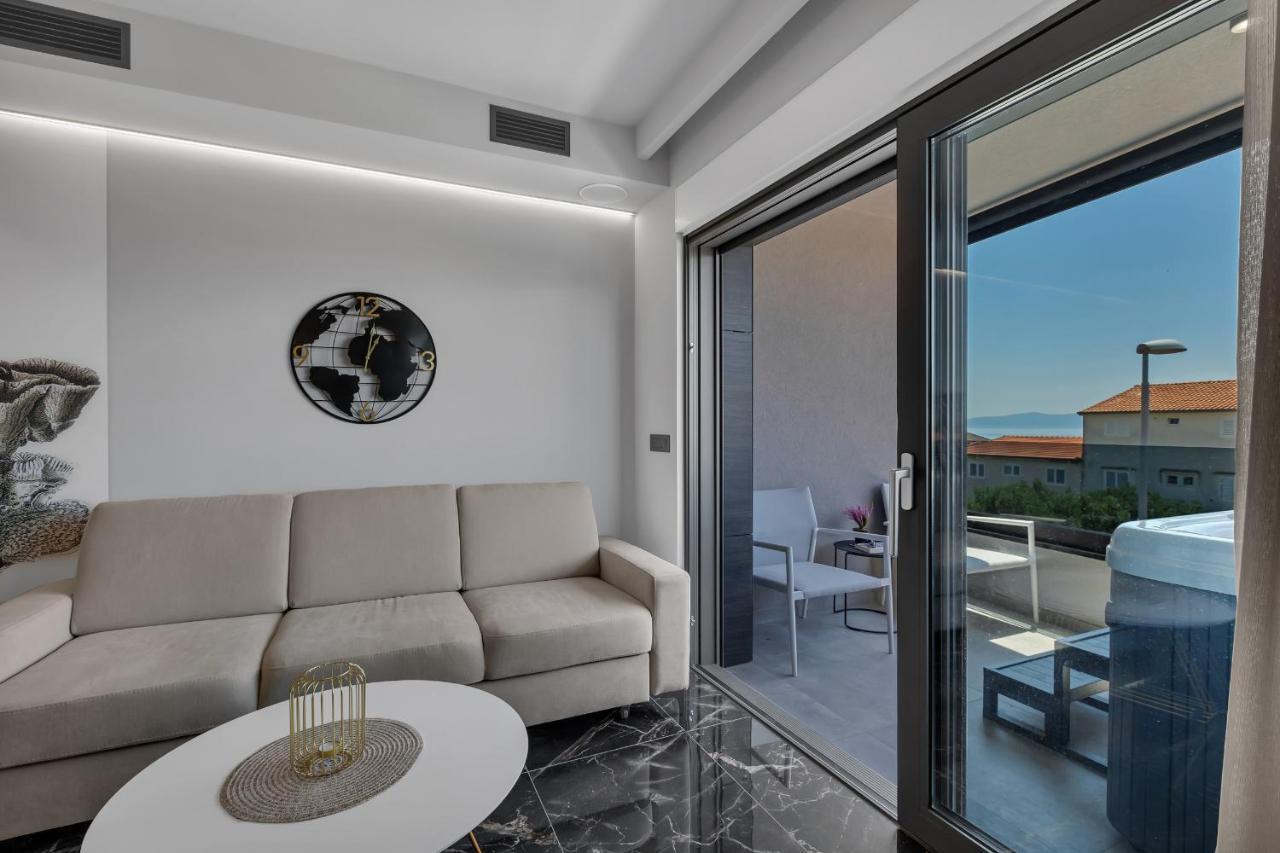 Lux Apartment Dolce Vita - Private Hottub マカルスカ エクステリア 写真