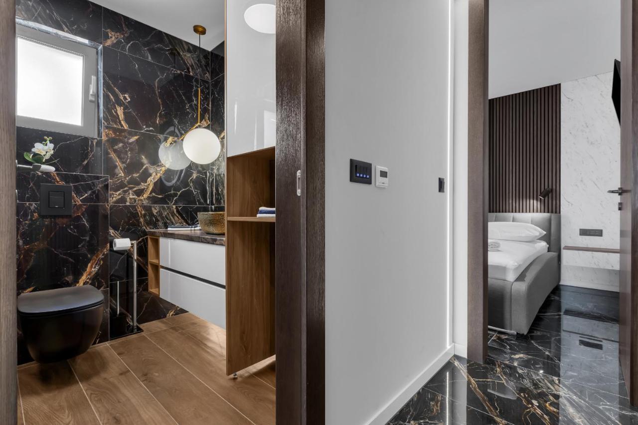 Lux Apartment Dolce Vita - Private Hottub マカルスカ エクステリア 写真